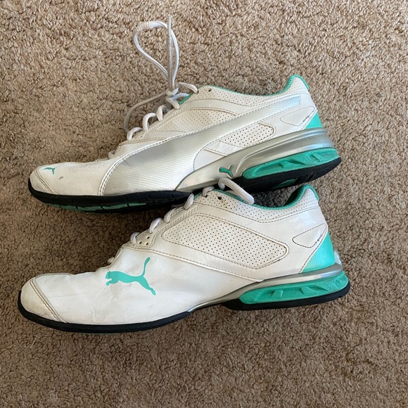 Puma white/turquoise shoes - Picture 2 of 3